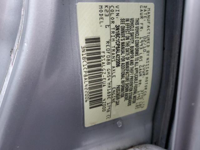 3N1BC1CP8AL422006 - 2010 NISSAN VERSA S SILVER photo 12