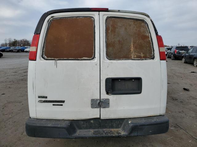 1GCWGFFA5B1129132 - 2011 CHEVROLET EXPRESS G2 WHITE photo 6