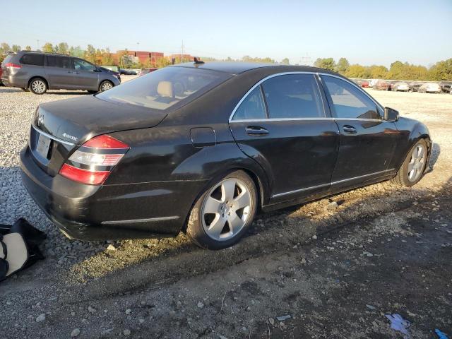 WDDNG8GB3BA376671 - 2011 MERCEDES-BENZ S 550 4MATIC BLACK photo 3