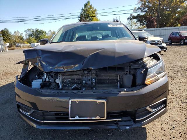 1VWLA7A34KC011030 - 2019 VOLKSWAGEN PASSAT WOLFSBURG BLACK photo 5