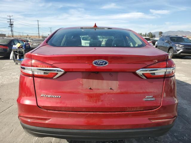 3FA6P0LUXLR112688 - 2020 FORD FUSION SE RED photo 6