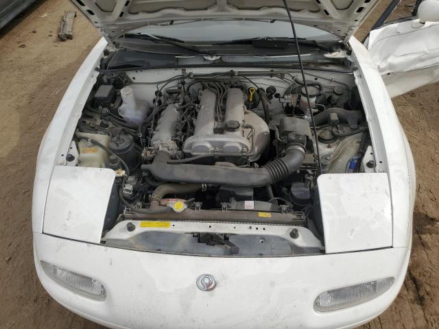 JM1NA3530V0730800 - 1997 MAZDA MX-5 MIATA WHITE photo 11