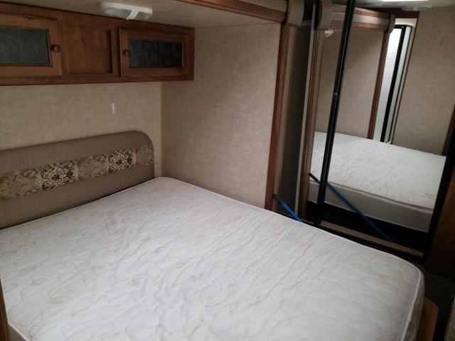 4YDT29924E1531183 - 2014 KEYSTONE SPRINTER BEIGE photo 6