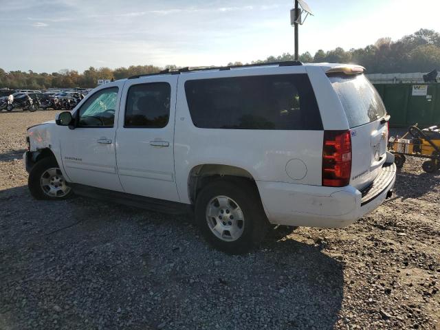 1GNSKJE37BR386725 - 2011 CHEVROLET SUBURBAN K1500 LT WHITE photo 2