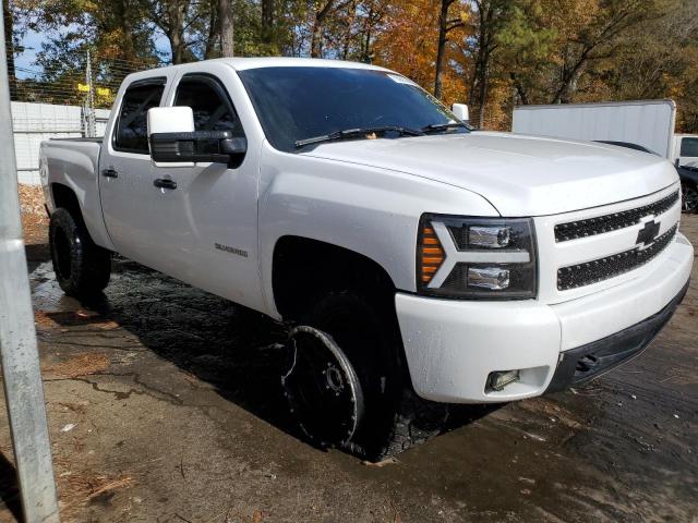 2GCEC13J371564716 - 2007 CHEVROLET SILVERADO C1500 CREW CAB WHITE photo 4