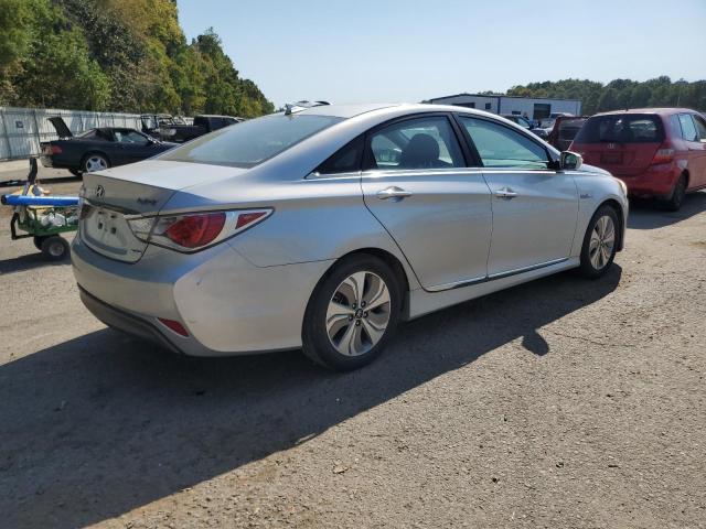 KMHEC4A47DA088546 - 2013 HYUNDAI SONATA HYBRID SILVER photo 3