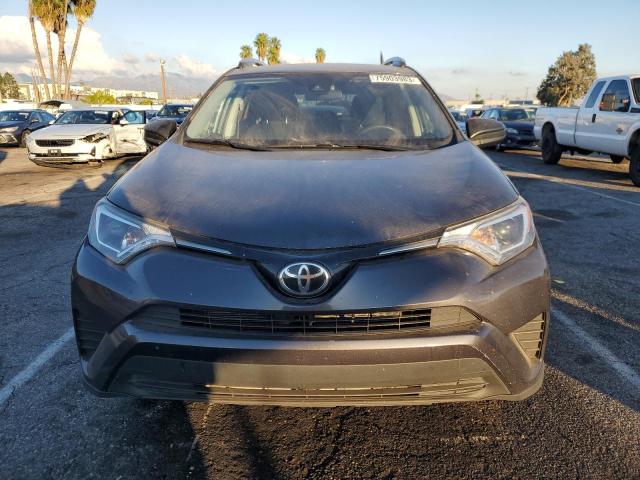 JTMZFREVXHJ710589 - 2017 TOYOTA RAV4 LE GRAY photo 5