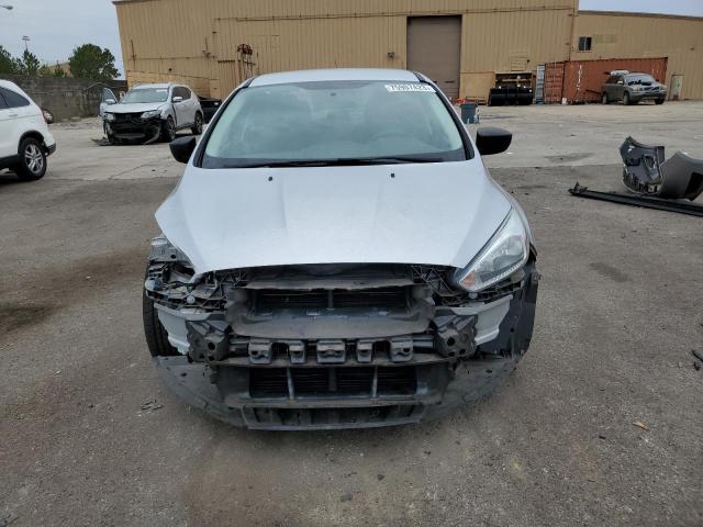 1FADP3E28HL256265 - 2017 FORD FOCUS S SILVER photo 5