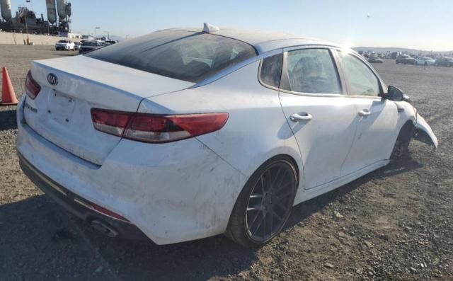 5XXGT4L39GG026088 - 2016 KIA OPTIMA LX WHITE photo 3