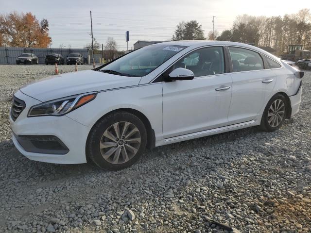 5NPE34AF8HH440232 - 2017 HYUNDAI SONATA SPORT WHITE photo 1