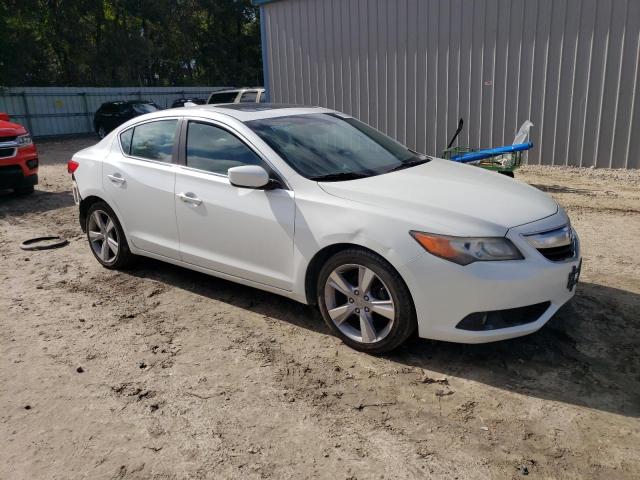 19VDE1F78DE019625 - 2013 ACURA ILX 20 TECH WHITE photo 4