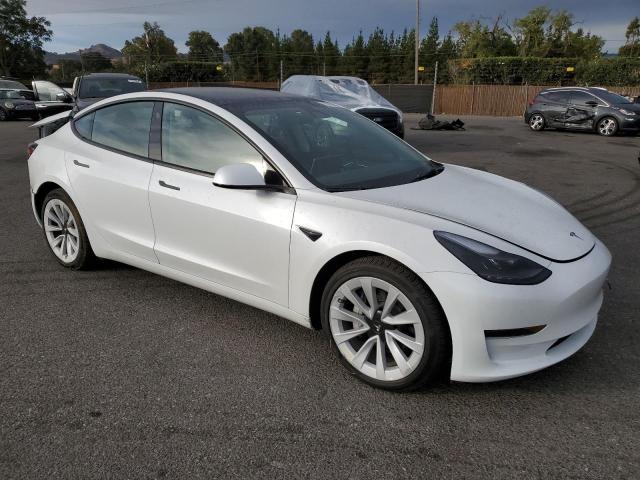 5YJ3E1EA2PF541374 - 2023 TESLA MODEL 3 WHITE photo 4