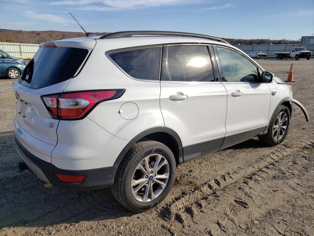 1FMCU9G9XHUE74998 - 2017 FORD ESCAPE SE WHITE photo 3