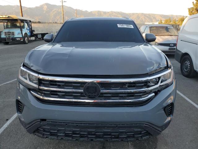 1V2PE2CA7MC223221 - 2021 VOLKSWAGEN ATLAS CROS SE Серый фото 5