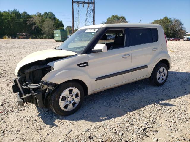 KNDJT2A50C7472972 - 2012 KIA SOUL WHITE photo 1