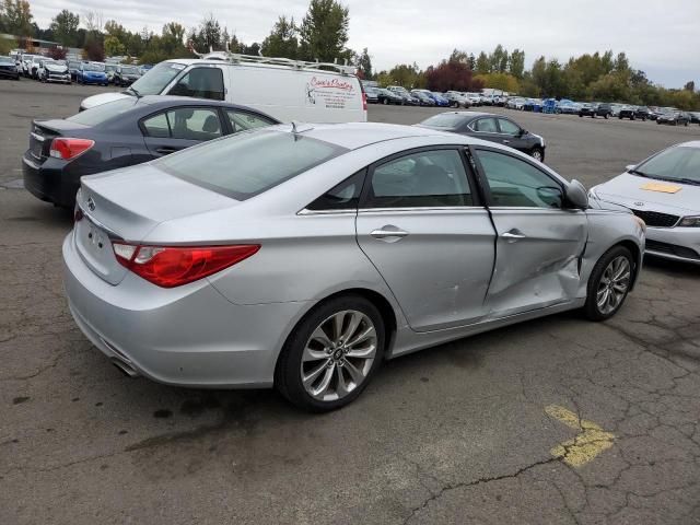 5NPEC4AC3BH181114 - 2011 HYUNDAI SONATA SE SILVER photo 3