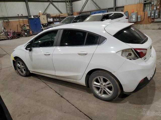 3G1BE6SM0JS653573 - 2018 CHEVROLET CRUZE LT WHITE photo 2