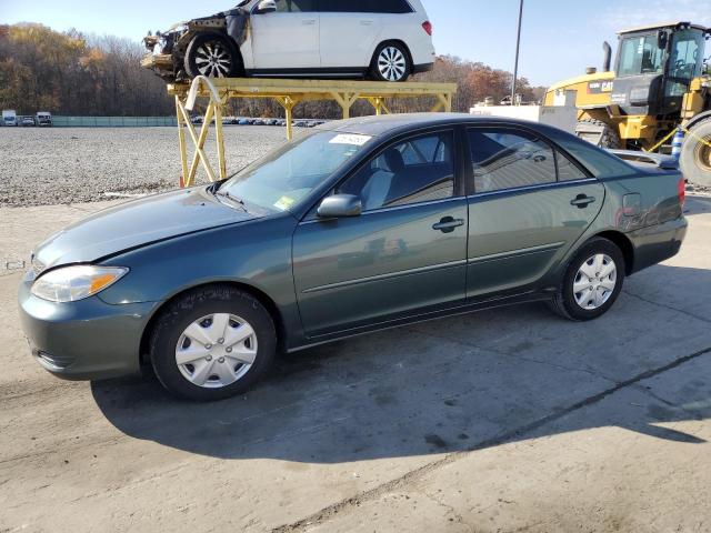 4T1BE32K62U560820 - 2002 TOYOTA CAMRY LE GREEN photo 1