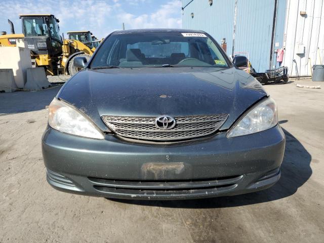 4T1BE32K62U560820 - 2002 TOYOTA CAMRY LE GREEN photo 5