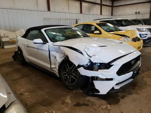 1FATP8UHXJ5166950 - 2018 FORD MUSTANG WHITE photo 4