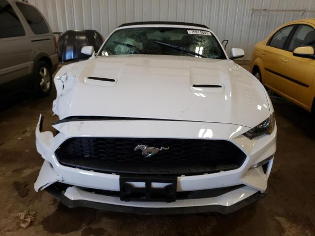 1FATP8UHXJ5166950 - 2018 FORD MUSTANG WHITE photo 5