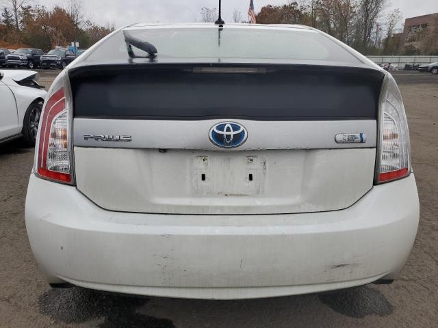 JTDKN3DP7D3036663 - 2013 TOYOTA PRIUS WHITE photo 6