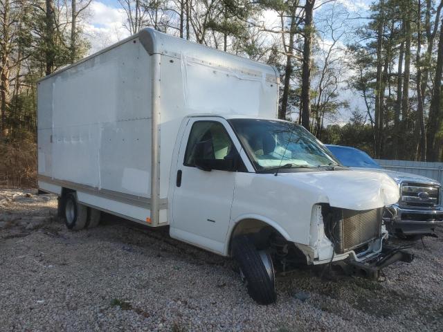 1HA3GTCG5JN001583 - 2018 CHEVROLET EXPRESS G3 WHITE photo 4