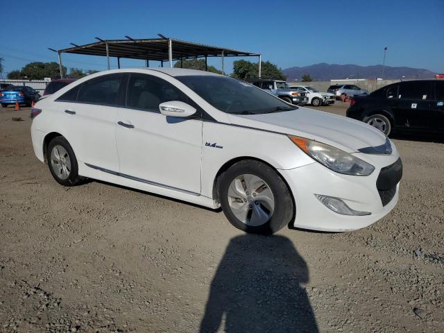 KMHEC4A41EA108355 - 2014 HYUNDAI SONATA HYBRID WHITE photo 4