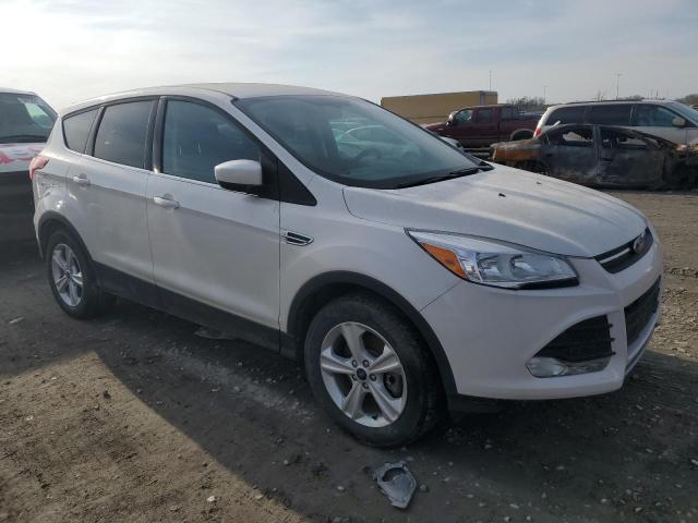 1FMCU9GX9EUB73441 - 2014 FORD ESCAPE SE WHITE photo 4