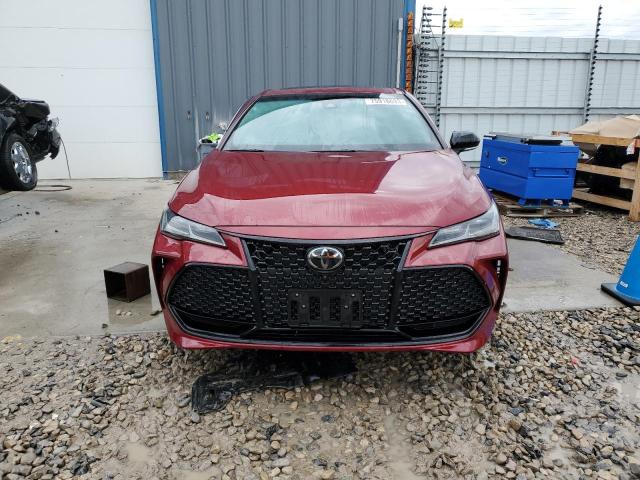 4T1BZ1FB2KU033666 - 2019 TOYOTA AVALON XLE RED photo 5