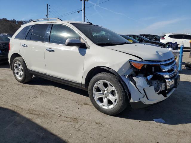 2FMDK3JC5BBB38376 - 2011 FORD EDGE SEL WHITE photo 4