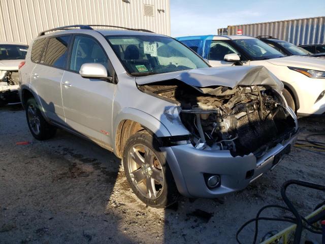 JTMRK4DV3B5099918 - 2011 TOYOTA RAV4 SPORT SILVER photo 4