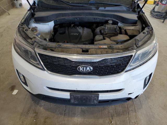 5XYKT4A64FG640449 - 2015 KIA SORENTO LX WHITE photo 12