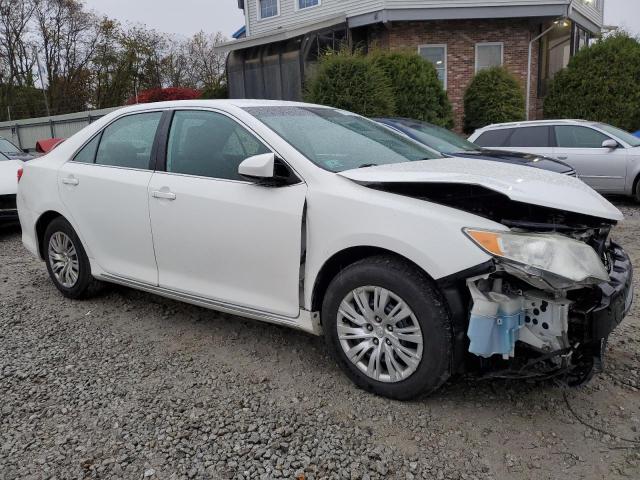 4T4BF1FK7ER377674 - 2014 TOYOTA CAMRY L WHITE photo 4