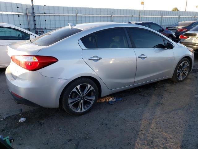 KNAFZ4A83G5529674 - 2016 KIA FORTE EX SILVER photo 3