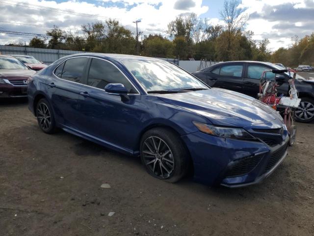 4T1G11AK6RU214106 - 2024 TOYOTA CAMRY SE NIGHT SHADE BLUE photo 4