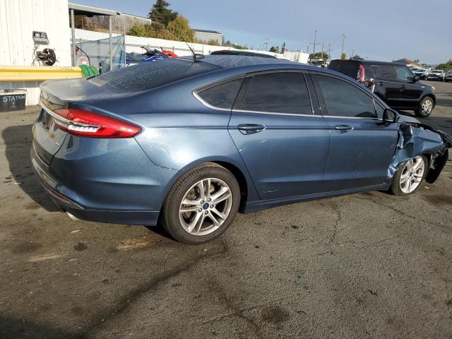 3FA6P0H7XJR133413 - 2018 FORD FUSION SE BLUE photo 3