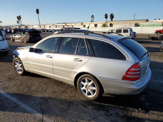 WDBRH61J03F374585 - 2003 MERCEDES-BENZ C 240 SPORTWAGON SILVER photo 2