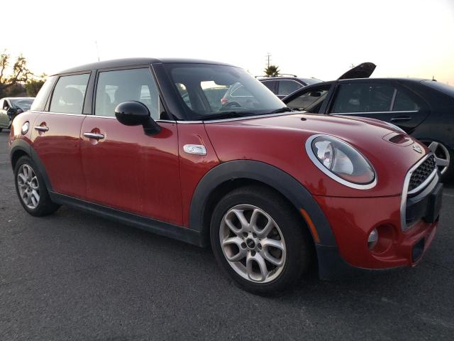 WMWXU3C57F2B59039 - 2015 MINI COOPER S RED photo 4