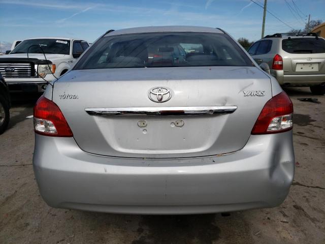 JTDBT923771112178 - 2007 TOYOTA YARIS SILVER photo 6