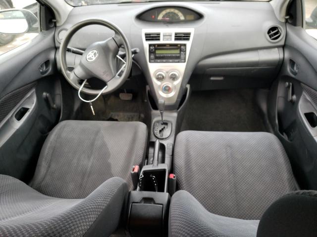 JTDBT923771112178 - 2007 TOYOTA YARIS SILVER photo 8