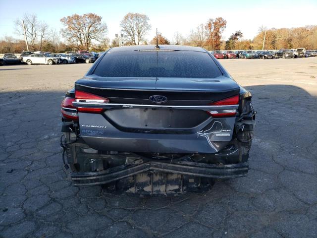 3FA6P0HD9HR395388 - 2017 FORD FUSION SE GRAY photo 6