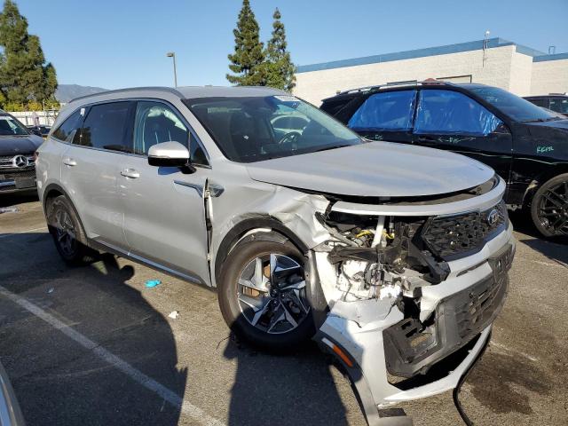 KNDRG4LG1M5053978 - 2021 KIA SORENTO S SILVER photo 4