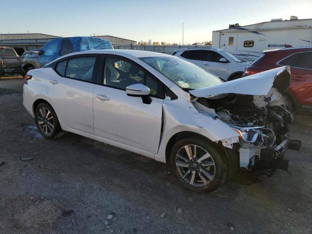 3N1CN8EV1ML851902 - 2021 NISSAN VERSA SV WHITE photo 4