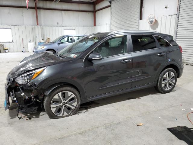 KNDCC3LG2N5160602 - 2022 KIA NIRO S GRAY photo 1