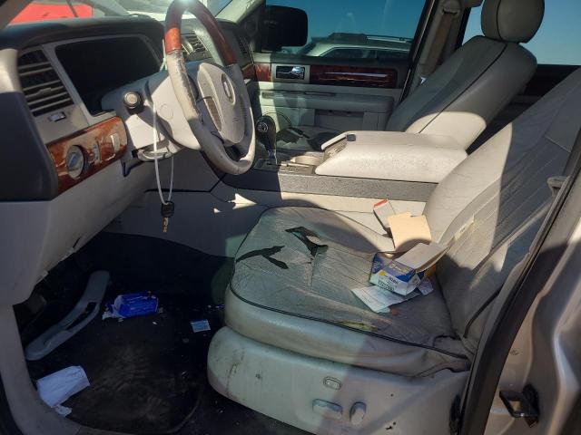 5LMFU27526LJ19597 - 2006 LINCOLN NAVIGATOR 银色 照片 7