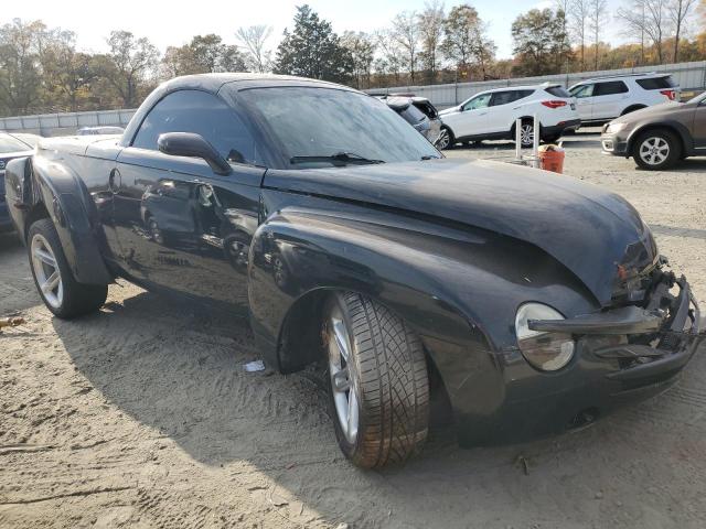 1GCES14P43B102892 - 2003 CHEVROLET SSR 黑色 照片 4