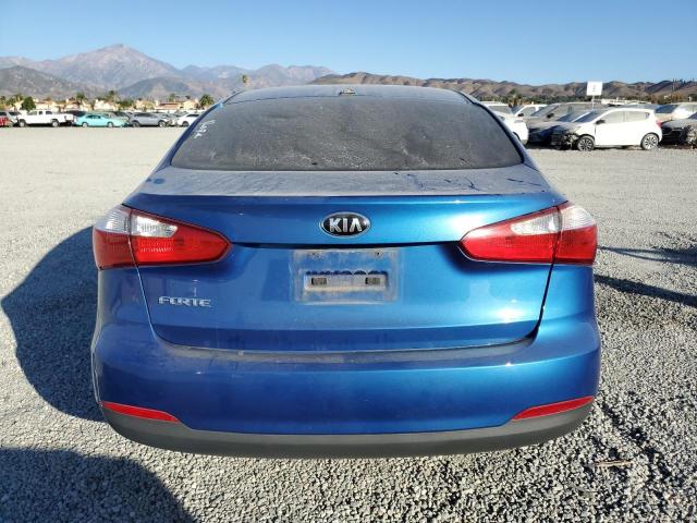 KNAFX4A62F5278052 - 2015 KIA FORTE LX BLUE photo 6