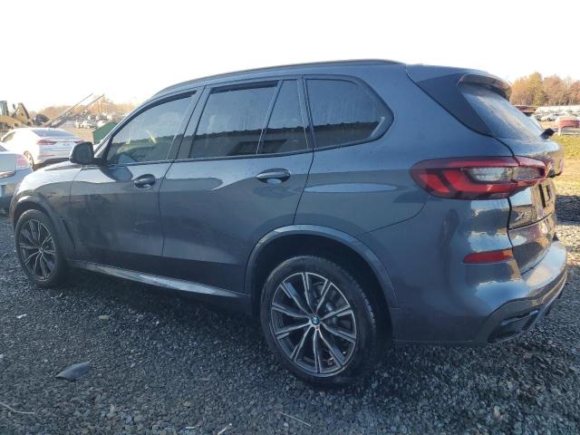 5UXCR6C07M9E67890 - 2021 BMW X5 XDRIVE40I GRAY photo 2