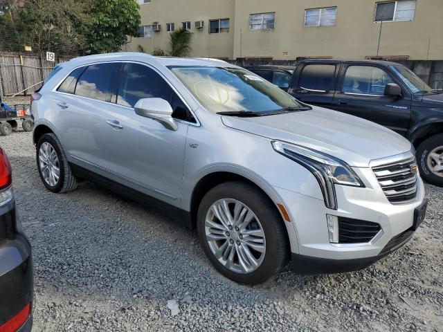 1GYKNERS5JZ121819 - 2018 CADILLAC XT5 PREMIUM LUXURY SILVER photo 4